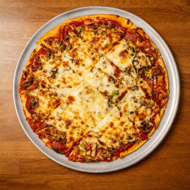 Small Supreme Thin Crust PIzza.