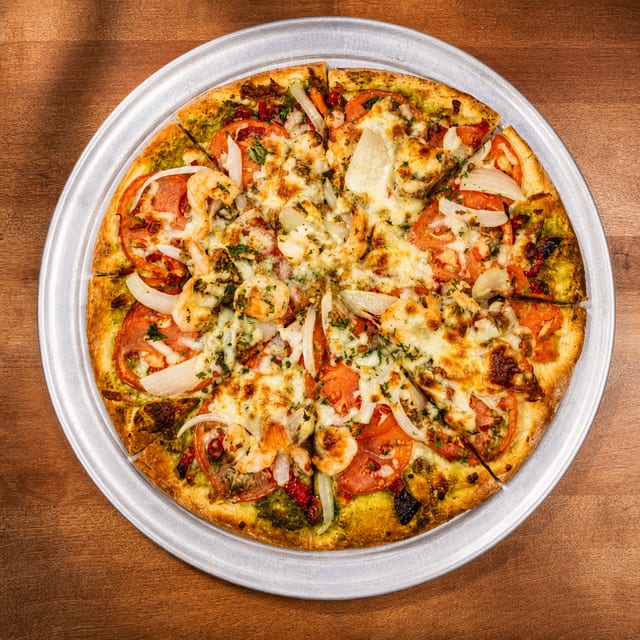 X-large Pesto Lovers Pizza.