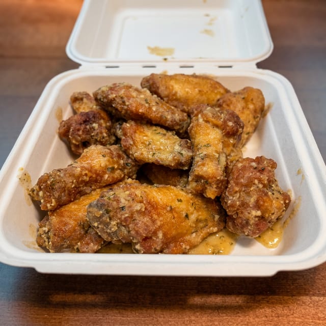 Garlic Parm Wings.